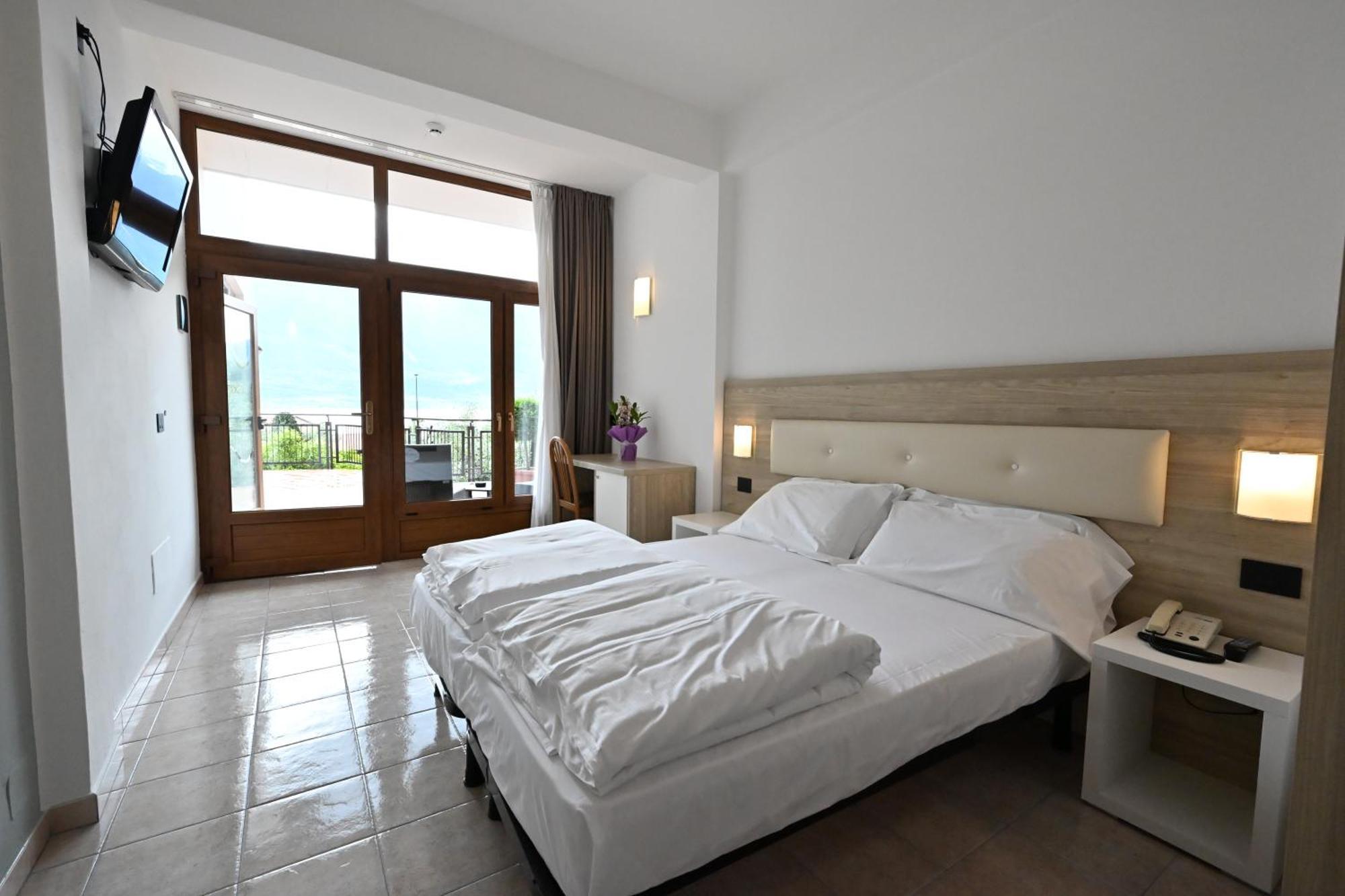 Hotel Coste Limone sul Garda Buitenkant foto